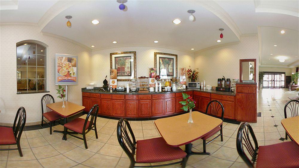 Sonesta Essential Beaumont Hotel Екстериор снимка
