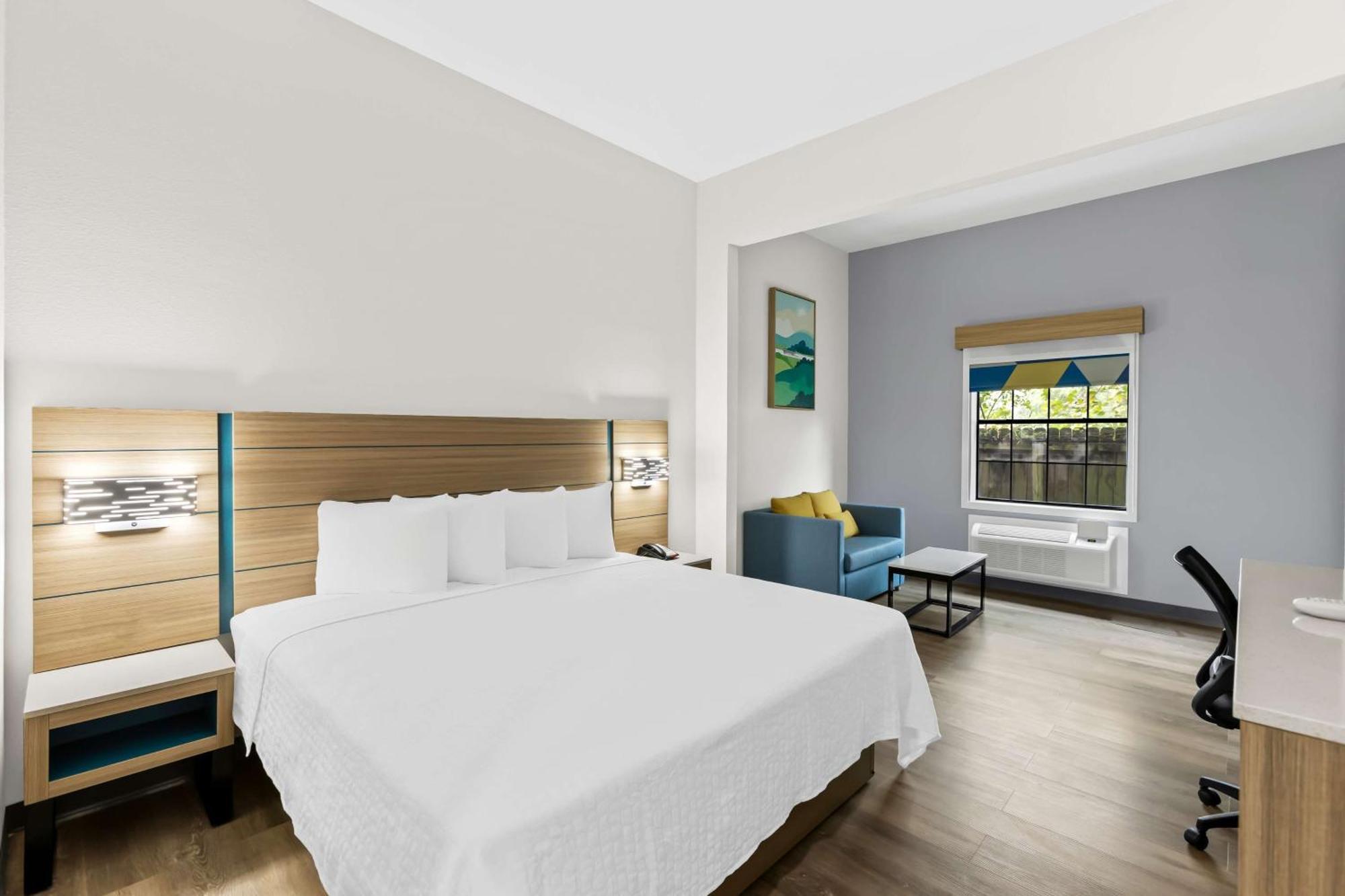 Sonesta Essential Beaumont Hotel Екстериор снимка