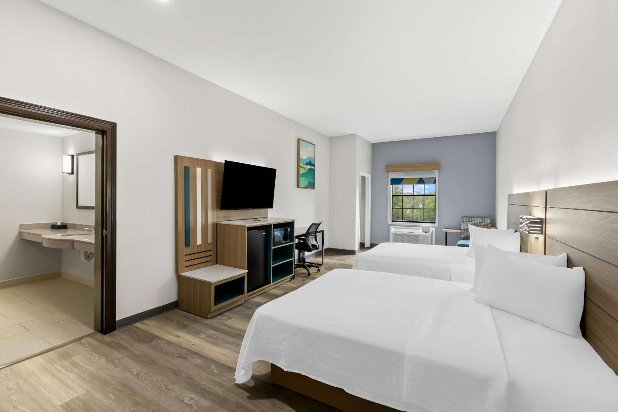 Sonesta Essential Beaumont Hotel Екстериор снимка