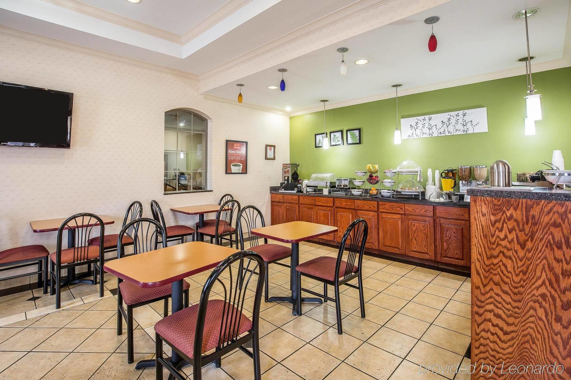 Sonesta Essential Beaumont Hotel Екстериор снимка