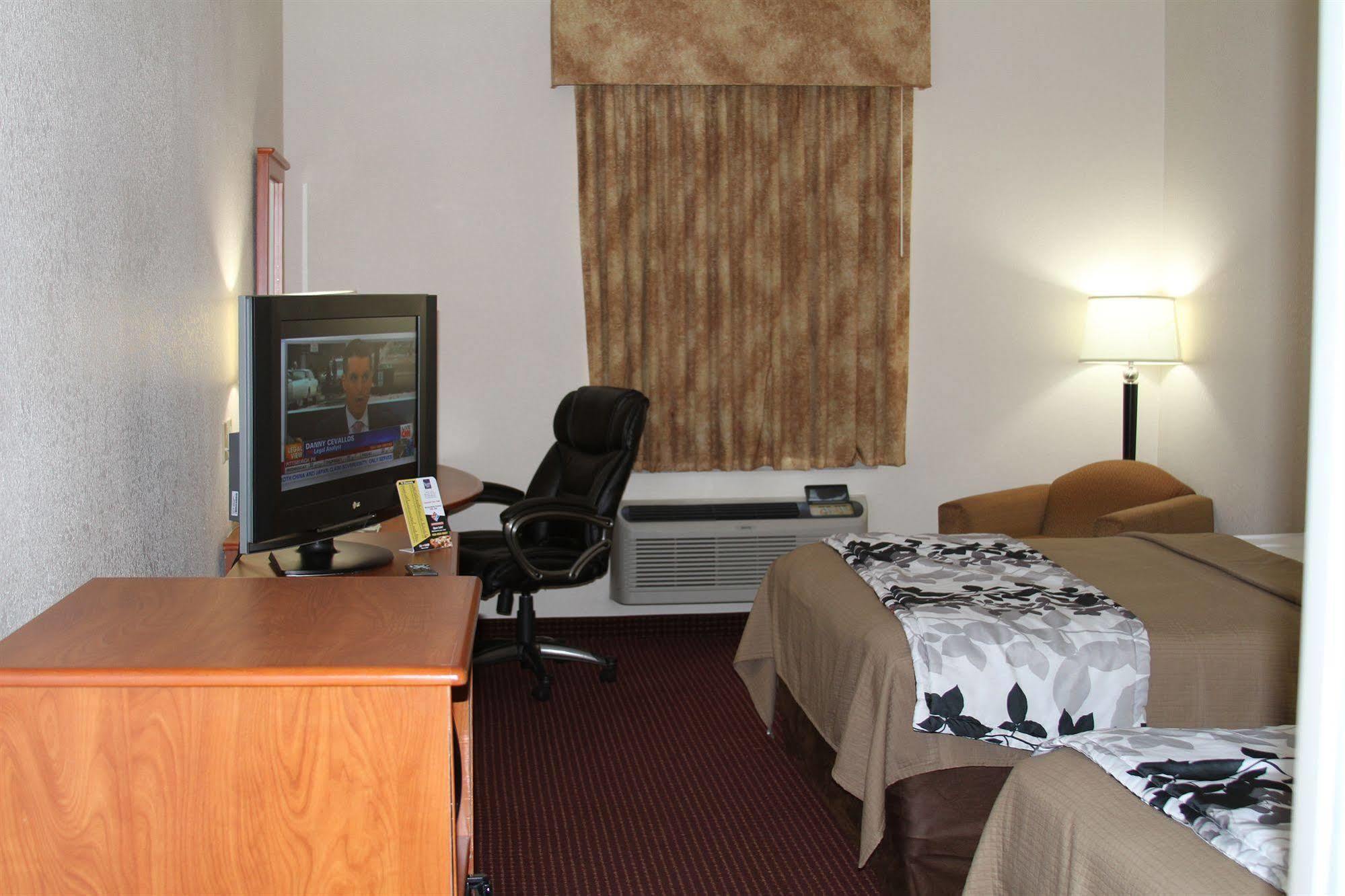 Sonesta Essential Beaumont Hotel Екстериор снимка