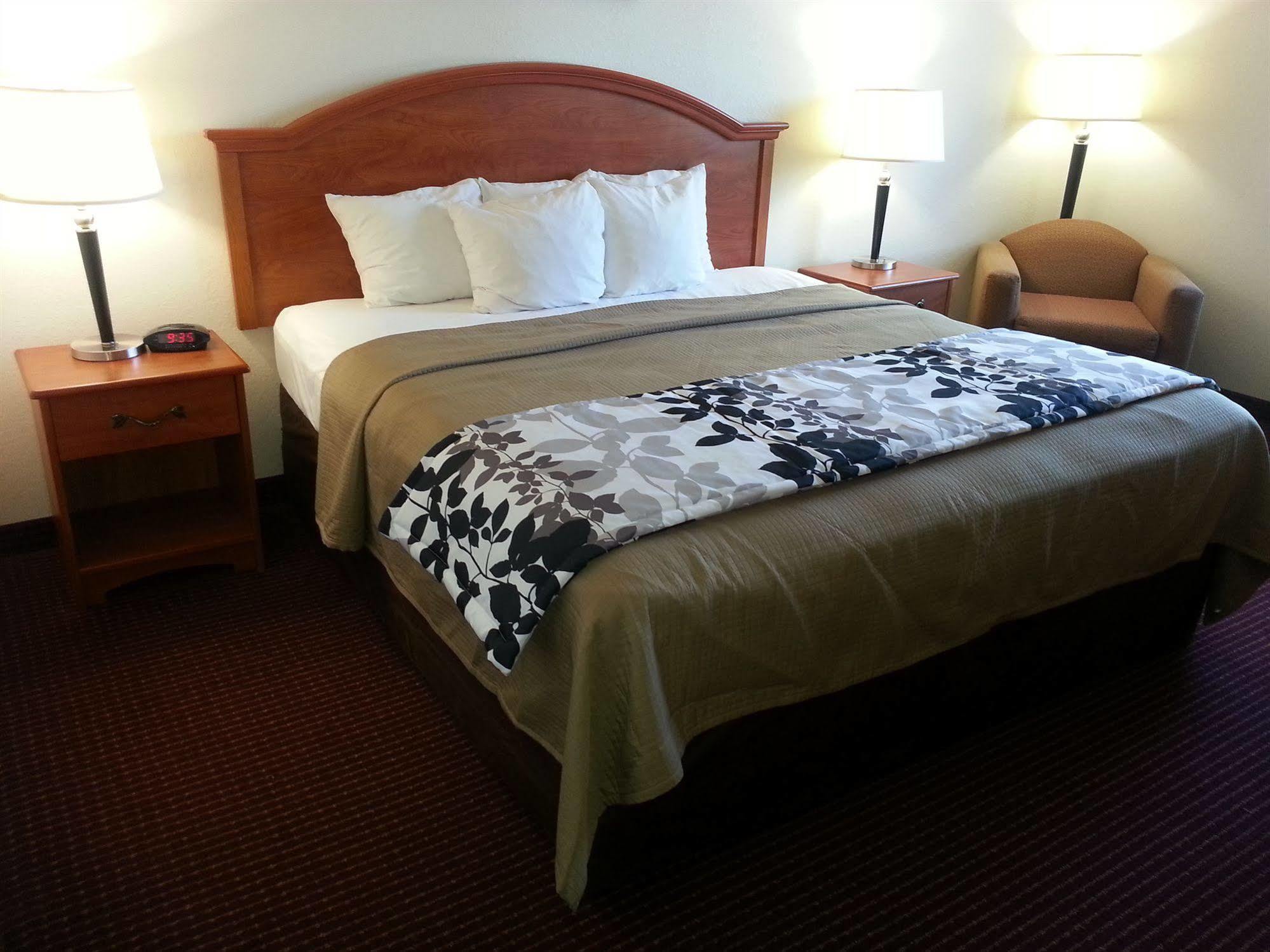 Sonesta Essential Beaumont Hotel Екстериор снимка